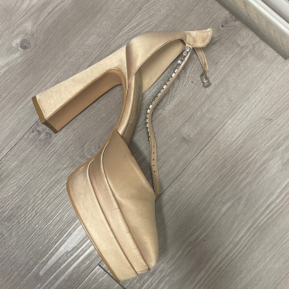 Chic Gold Platform Heels